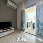 Domuum Holidays - Font De Mar Apartman Salou