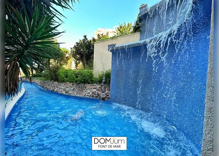 Domuum Holidays - Font De Mar Apartment *